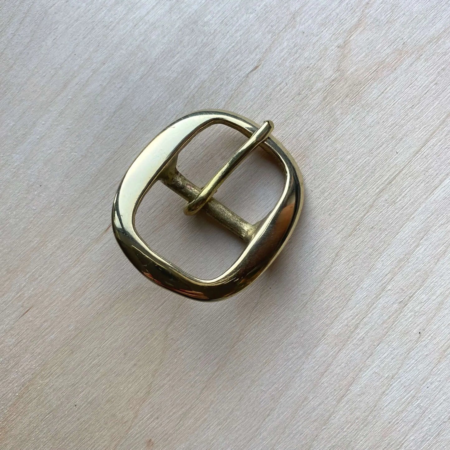 Solid Brass Buckle, Oval Frame Centre Bar Style - British Leather Supplies