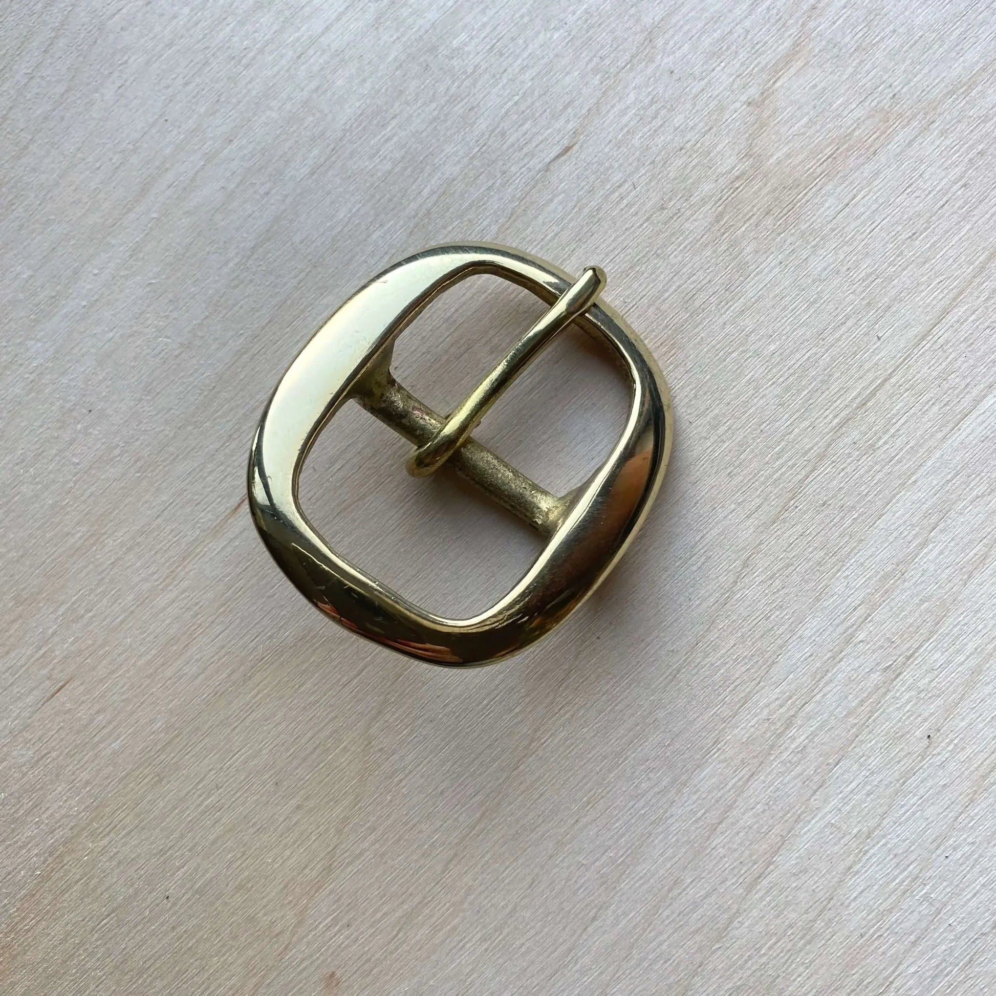 Solid Brass Buckle, Oval Frame Centre Bar Style - British Leather Supplies