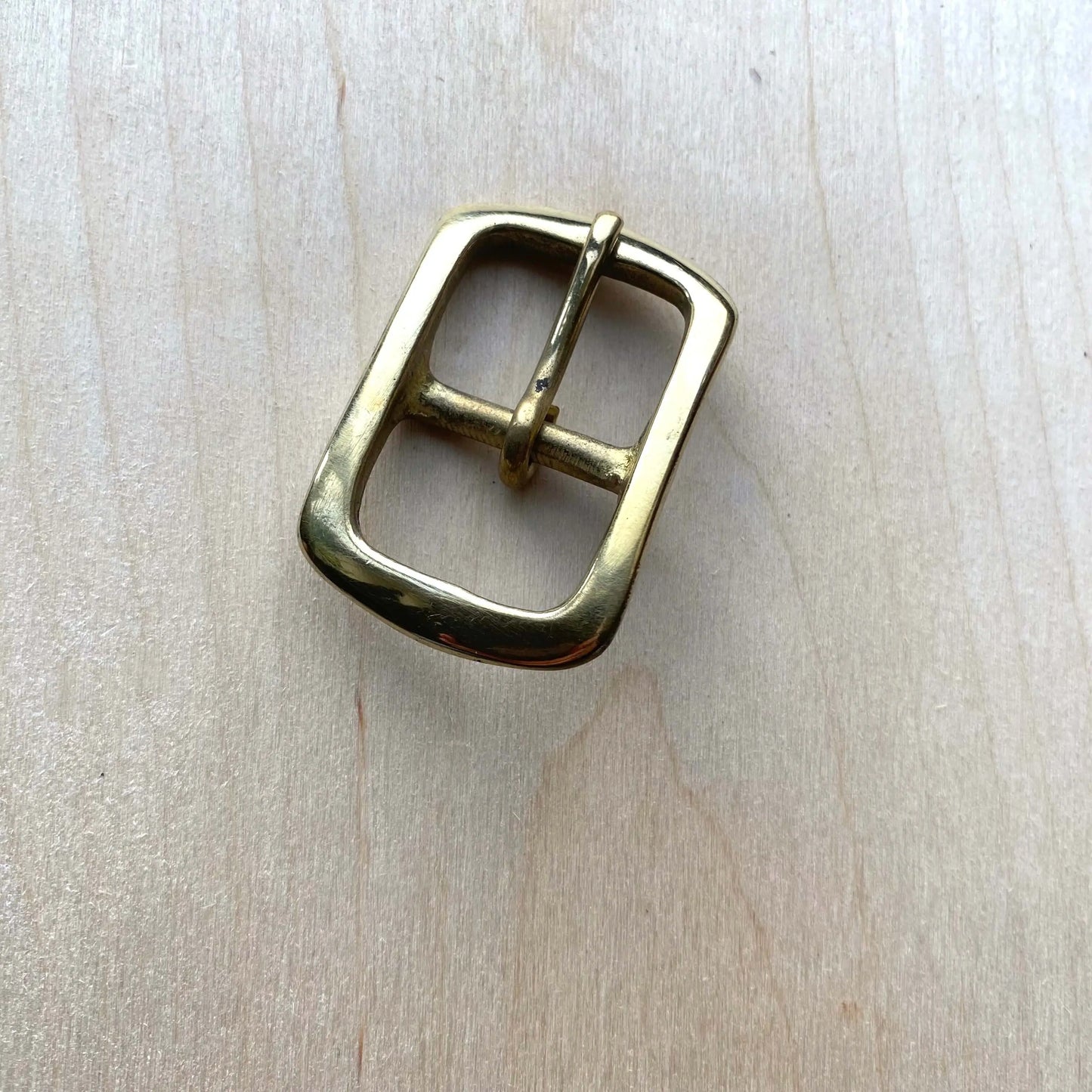 Solid Brass Buckle, Rounded Frame Centre Bar Style - British Leather Supplies