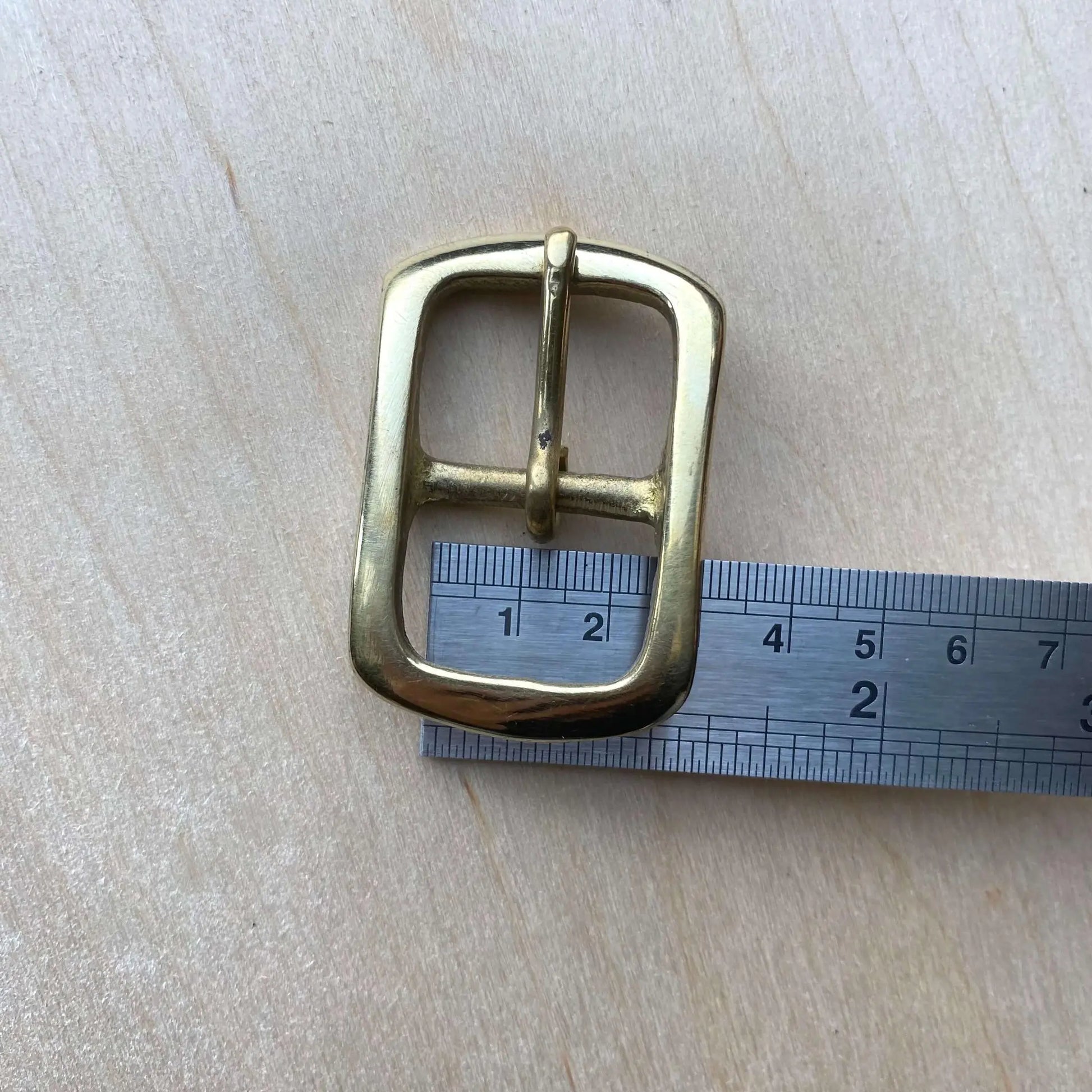 Solid Brass Buckle, Rounded Frame Centre Bar Style - British Leather Supplies