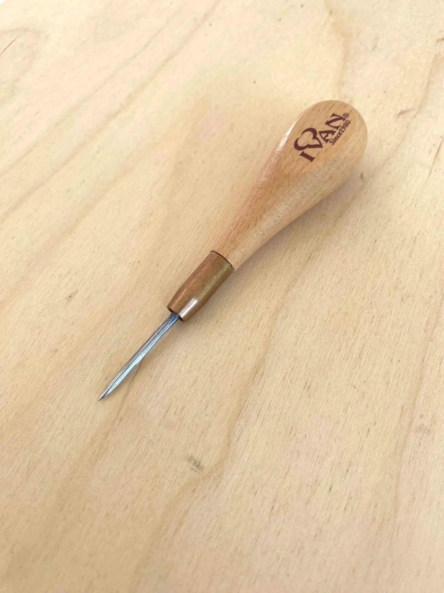 Diamond Leather Stitching Awl with Small Handle for Precise Leatherworking