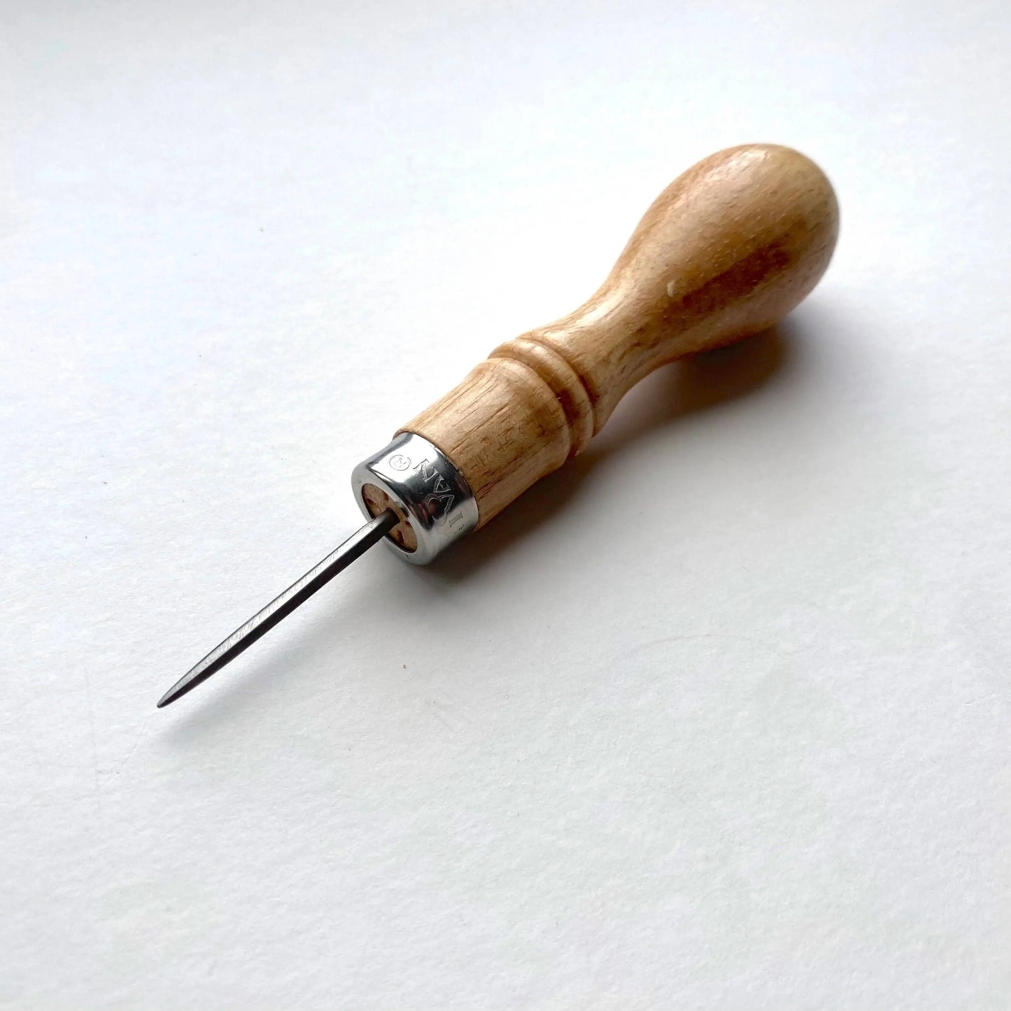 Diamond Leather Stitching Awl - Large Handle British Leather Supplies