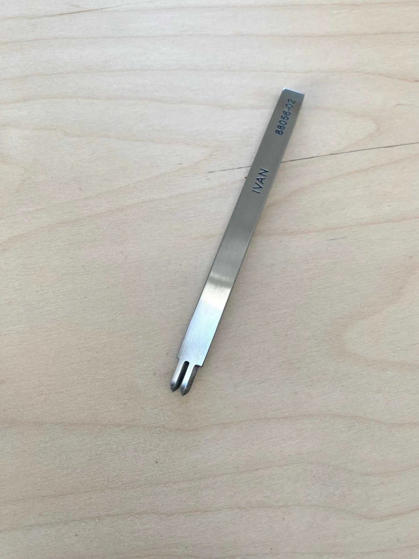 Stainless steel Leather Stitching Punch with 2 prong, 2.5mm for leatherworking.