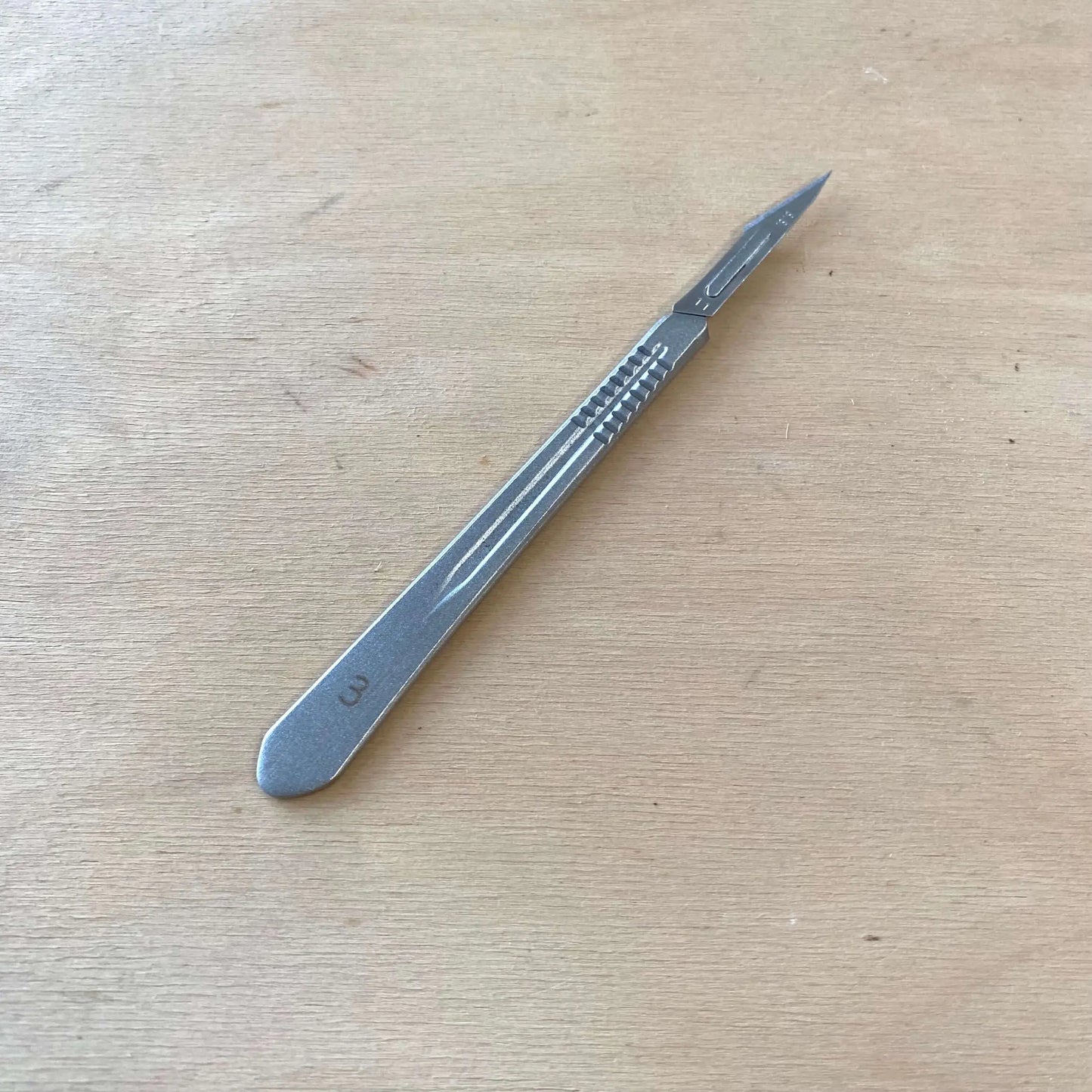 Scalpel Knife with Straight Blades for Leathercraft - British Leather Supplies