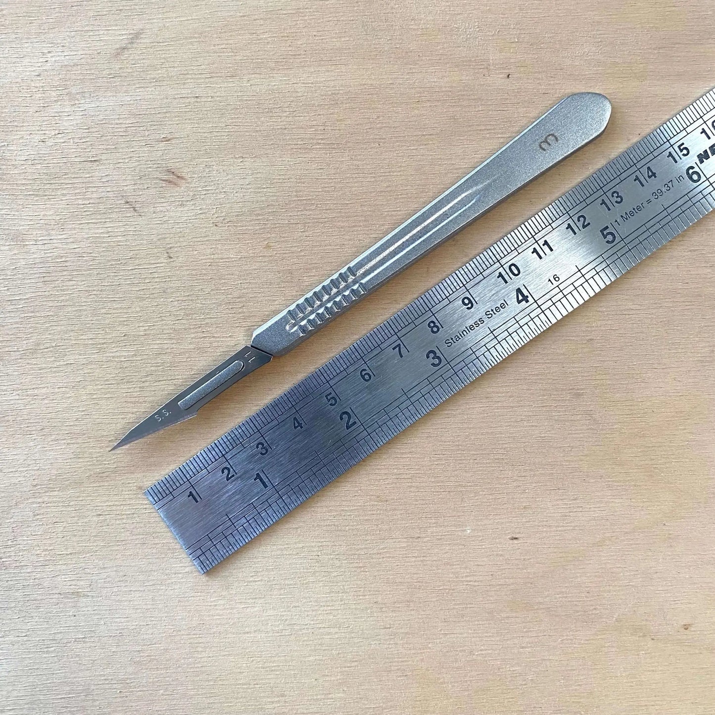 Scalpel Knife with Straight Blades for Leathercraft - British Leather Supplies