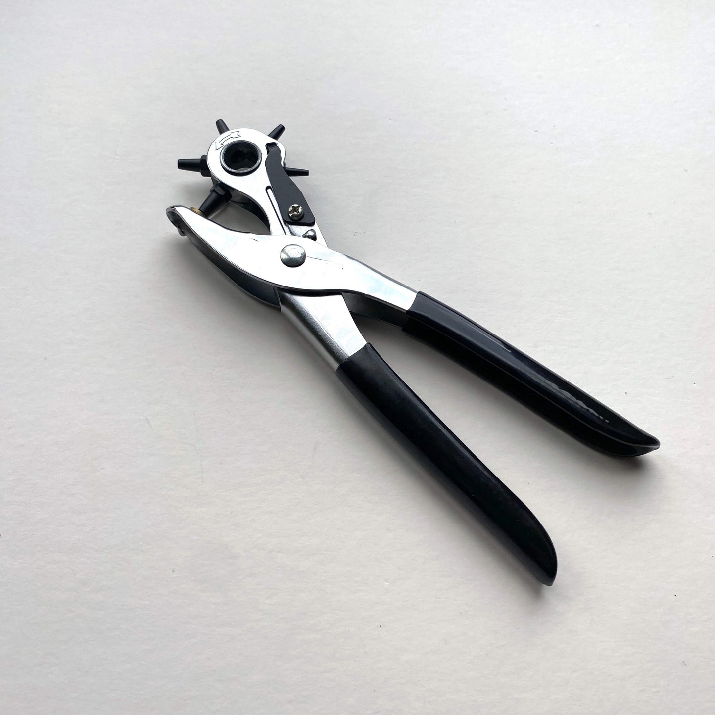 Rotary Leather Hole Punch Tool, Deluxe by Ivan with replacement tubes