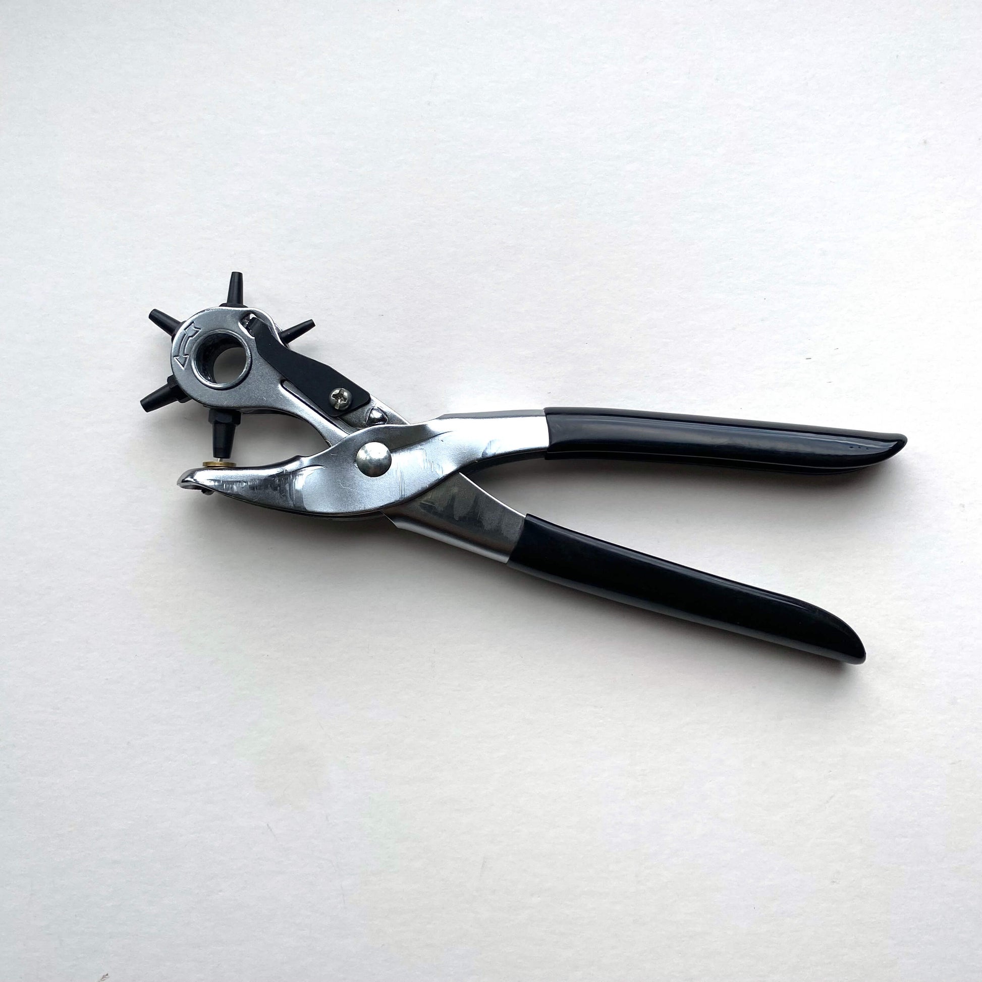 Rotary Leather Hole Punch Tool, Deluxe by Ivan