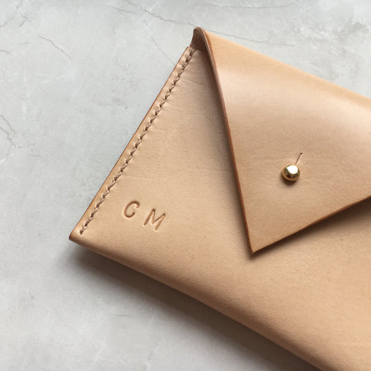 How to Emboss Initials onto Leather: A Beginner's Guide
