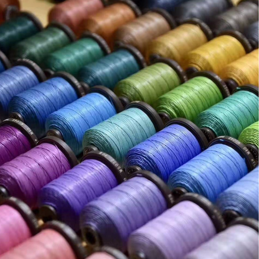 What Size Thread for Leather? (Complete UK Guide 2026)