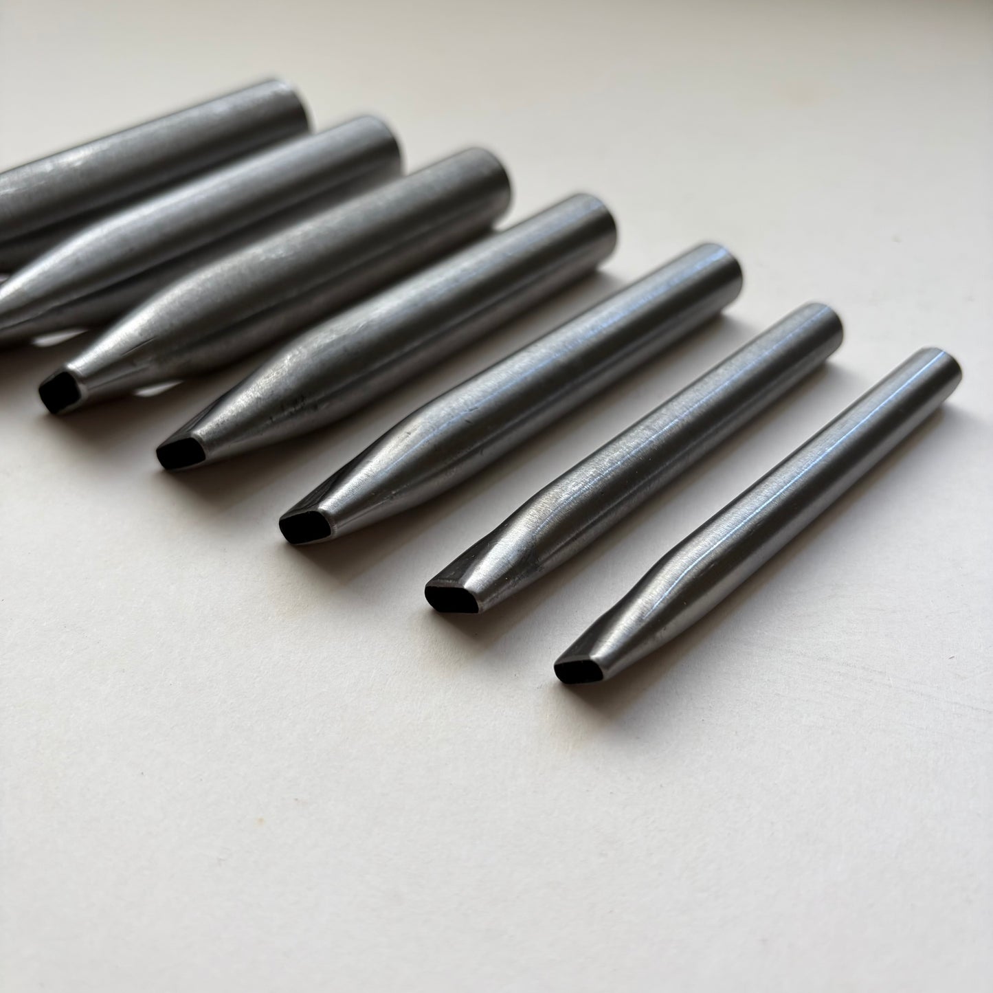 Oblong Leather Slot \ Crew Punch – 10 mm to 25 mm