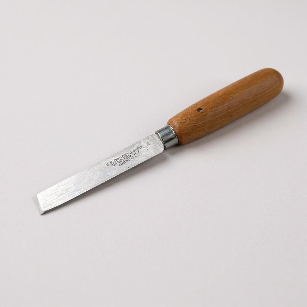 CS Osborne Square Point Leather Knife