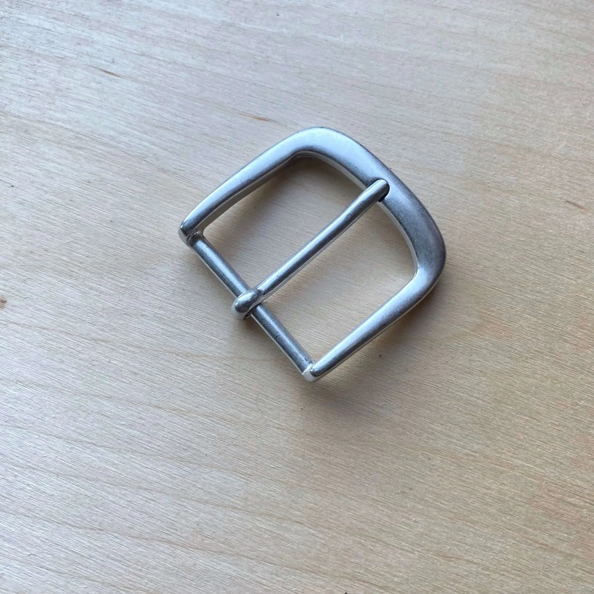 Belt Buckle in Silver/Chrome, Frame with Pin Style