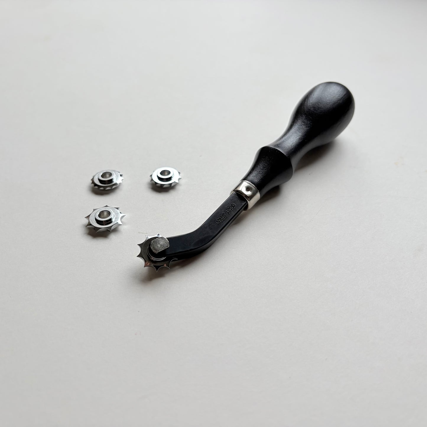 Overstitch Spacing Wheel for Leathercraft – Made in Japan
