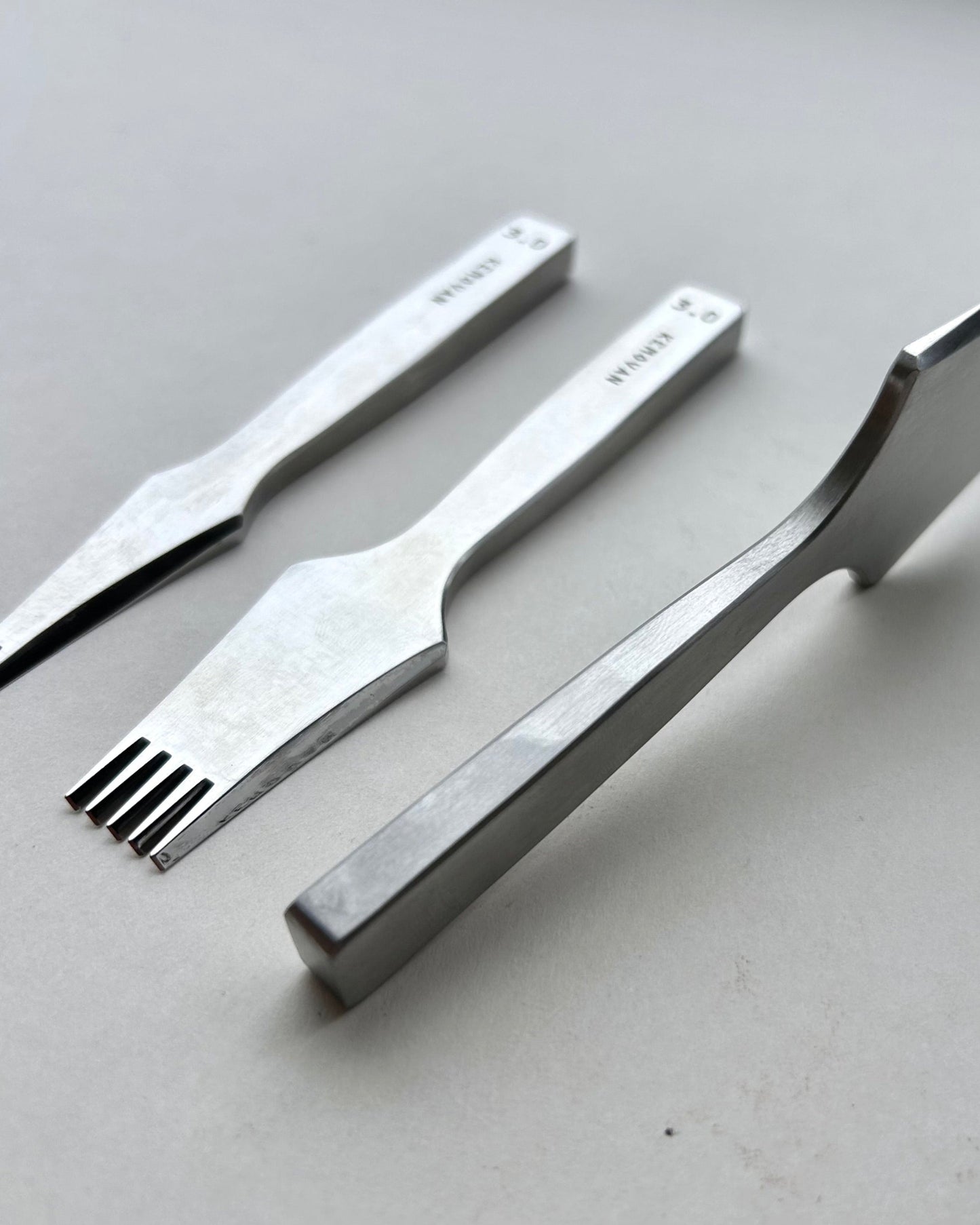 Kemovancraft French Leather Pricking Irons – 3.0mm & 3.85mm Sets | 2, 5 & 8 Prong