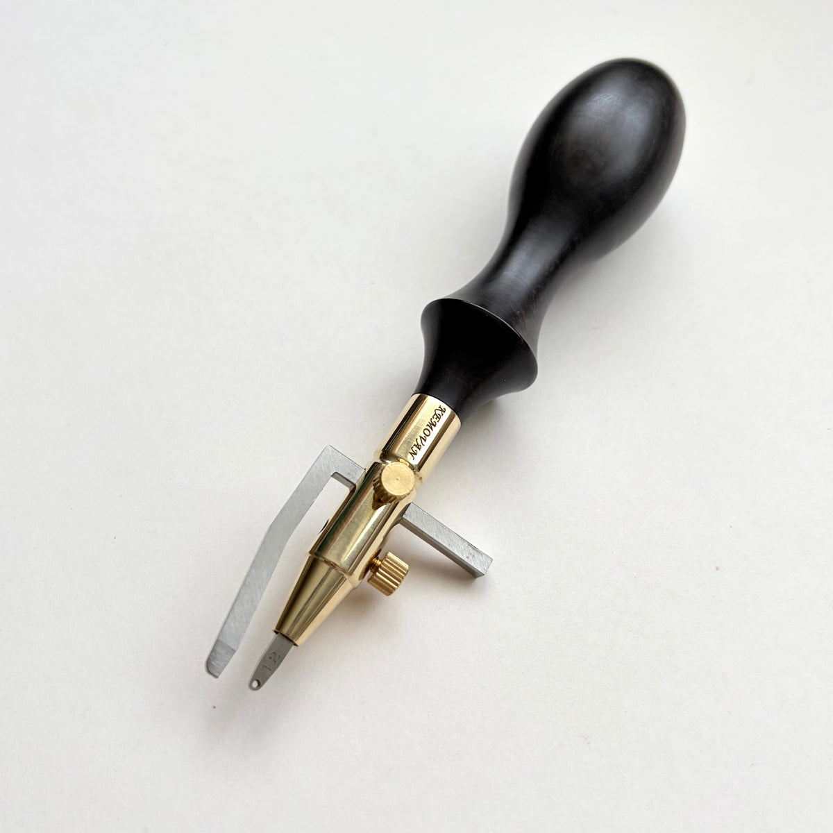 Kemovancraft Adjustable Leather Edge Stitching Groover Tool & Spare Blades