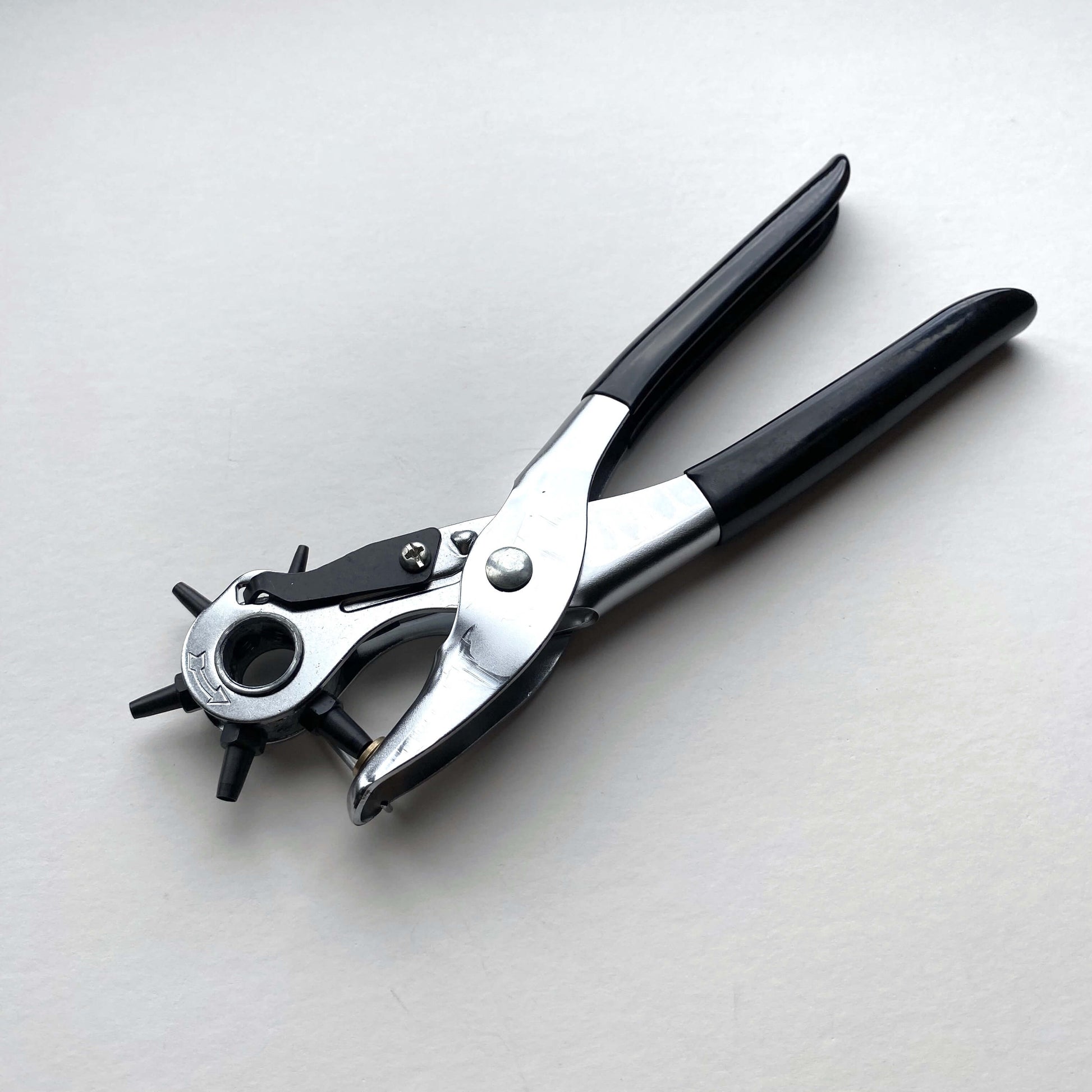 Rotary Leather Hole Punch Tool, Deluxe by Ivan with replacement tubes