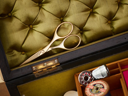 Whiteley 4” Gold Plated Needlework Scissors