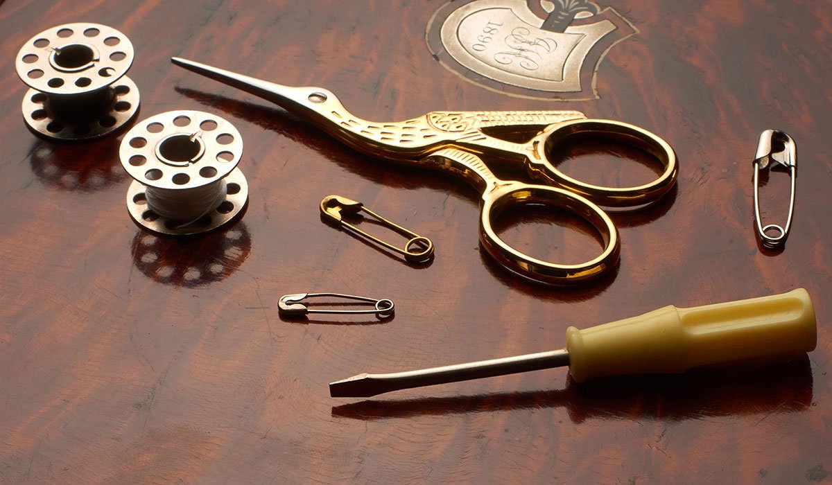 Whiteley 4” Stork Needlework Scissors