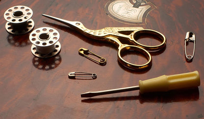 Whiteley 4” Stork Needlework Scissors